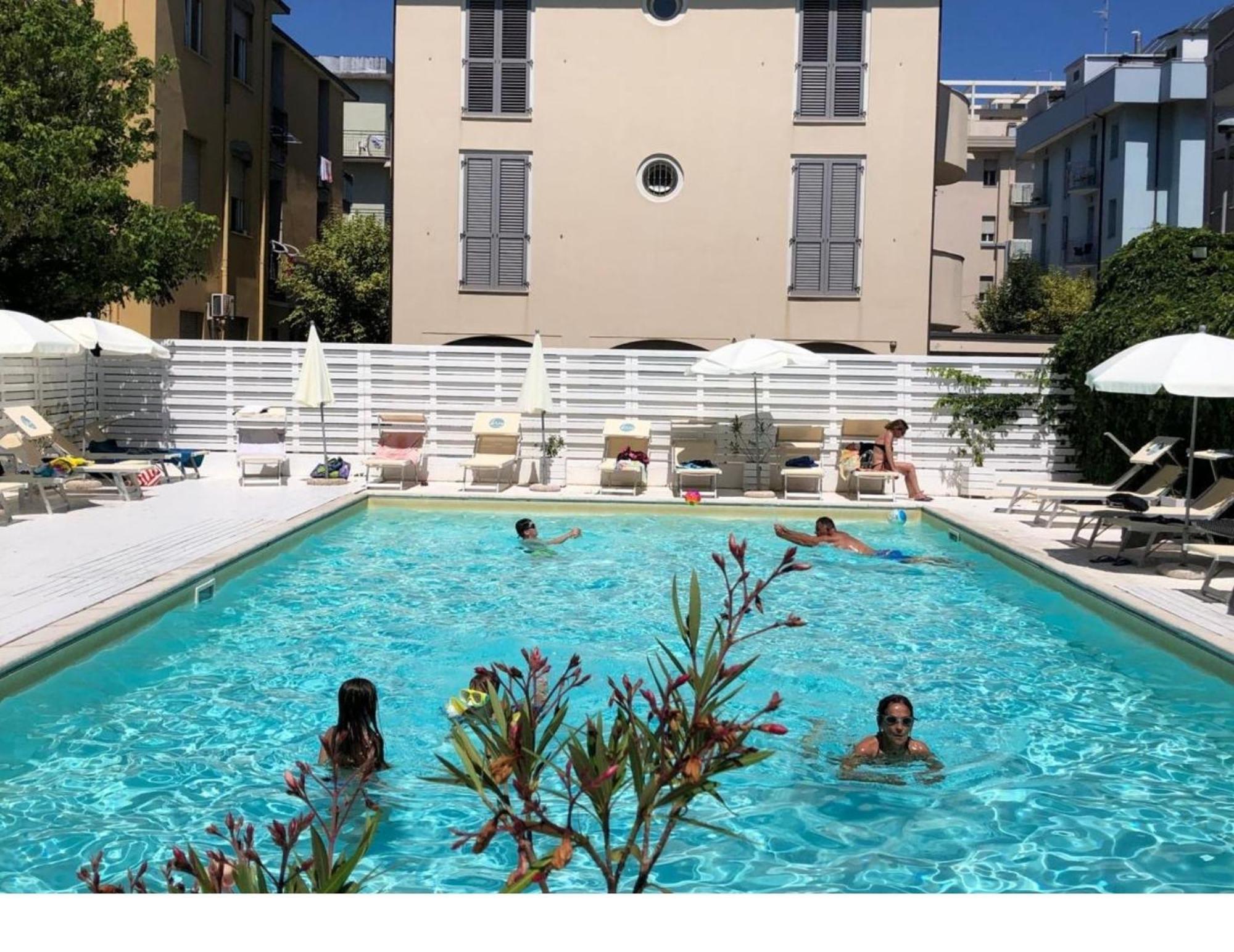 Hotel Villa Del Parco Rimini Zewnętrze zdjęcie