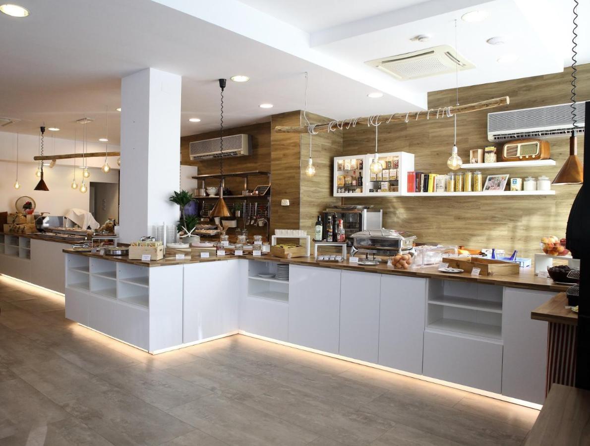 Hotel Villa Del Parco Rimini Zewnętrze zdjęcie